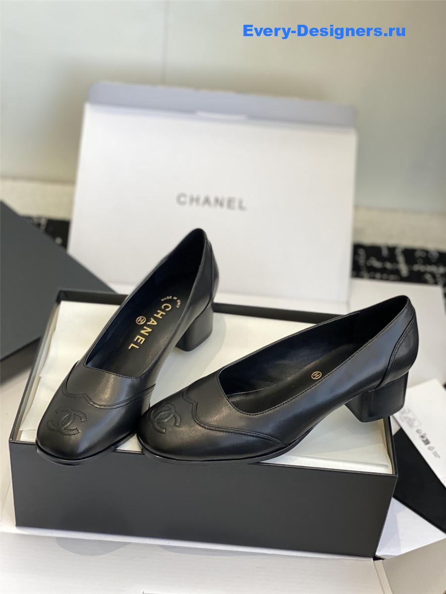 Ch**el cap toe block heel pumps