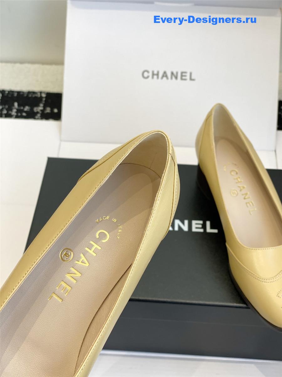 Ch**el beige cap toe block heel pumps