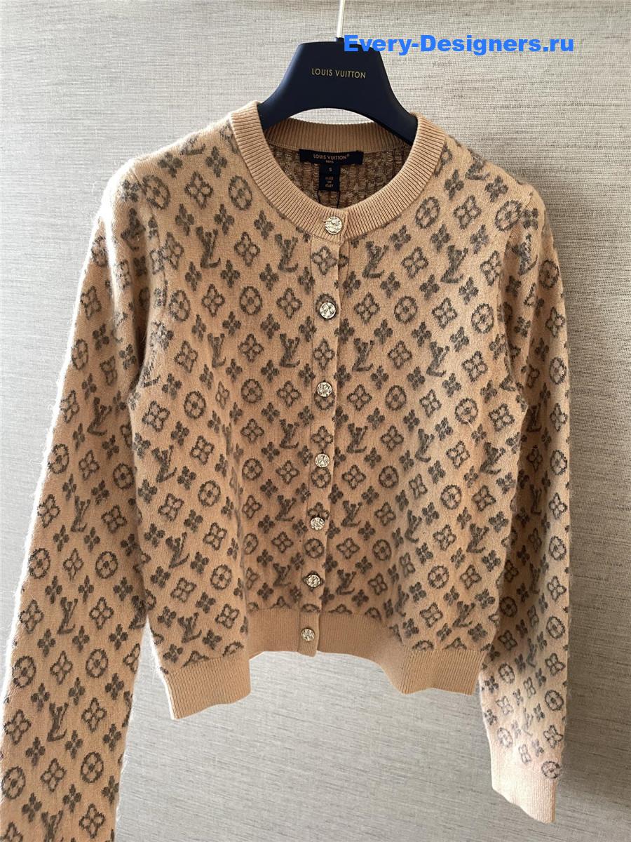 l0vis Vvtt0n beige brushed monogram cardigan