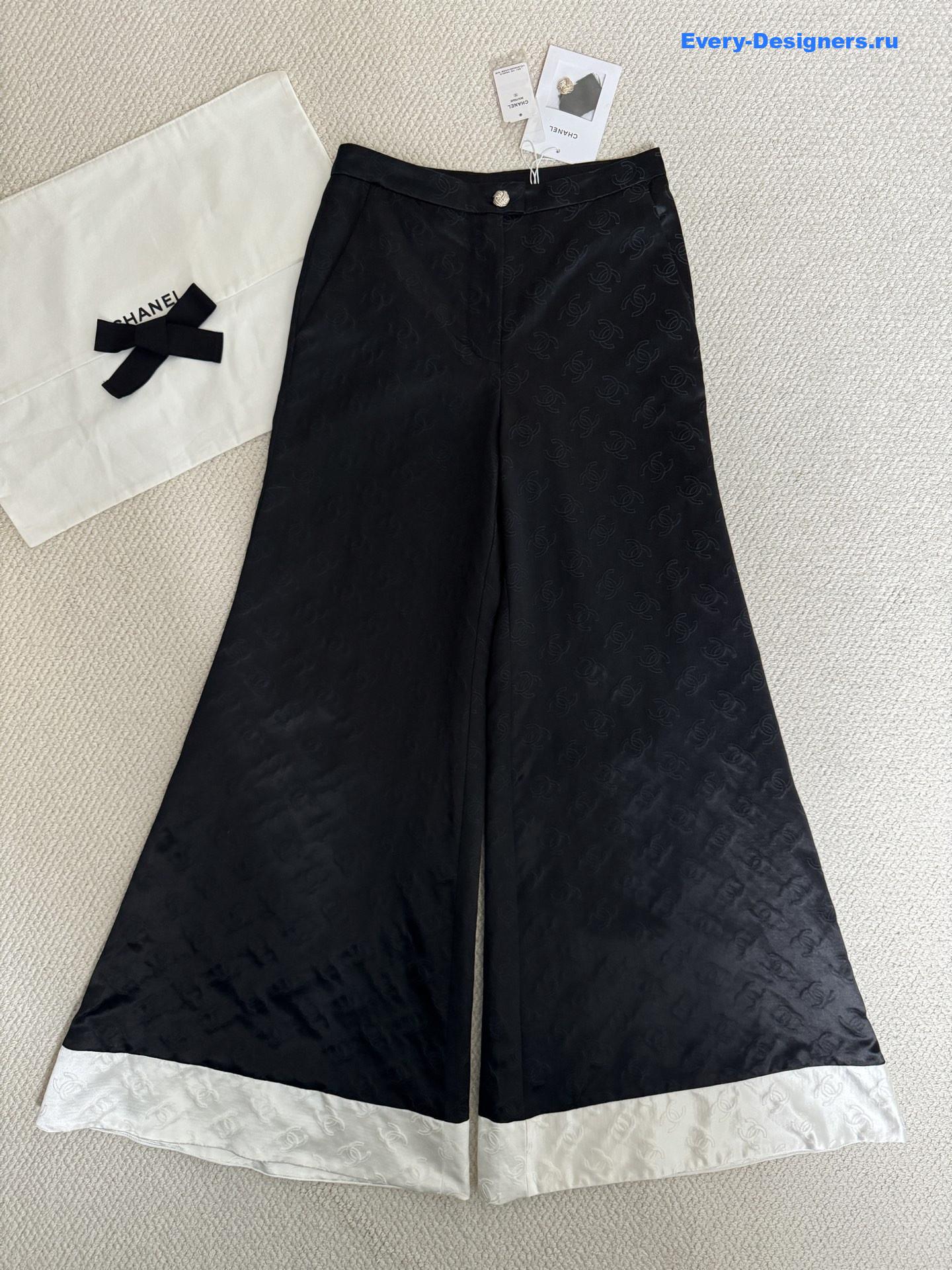 Ch**el black lace pattern wide leg pants