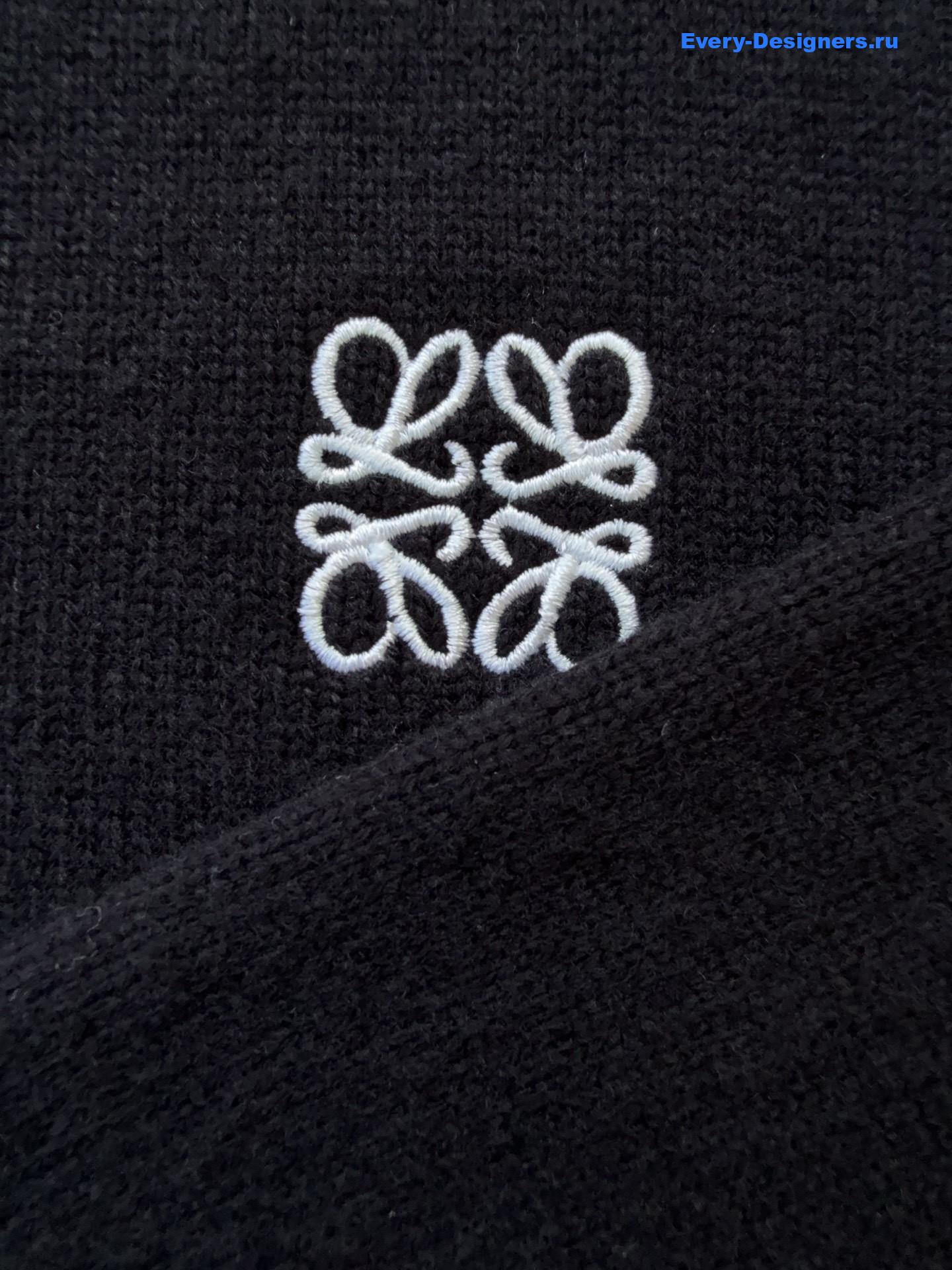 L0ew* anagram logo-embroidered black sweater