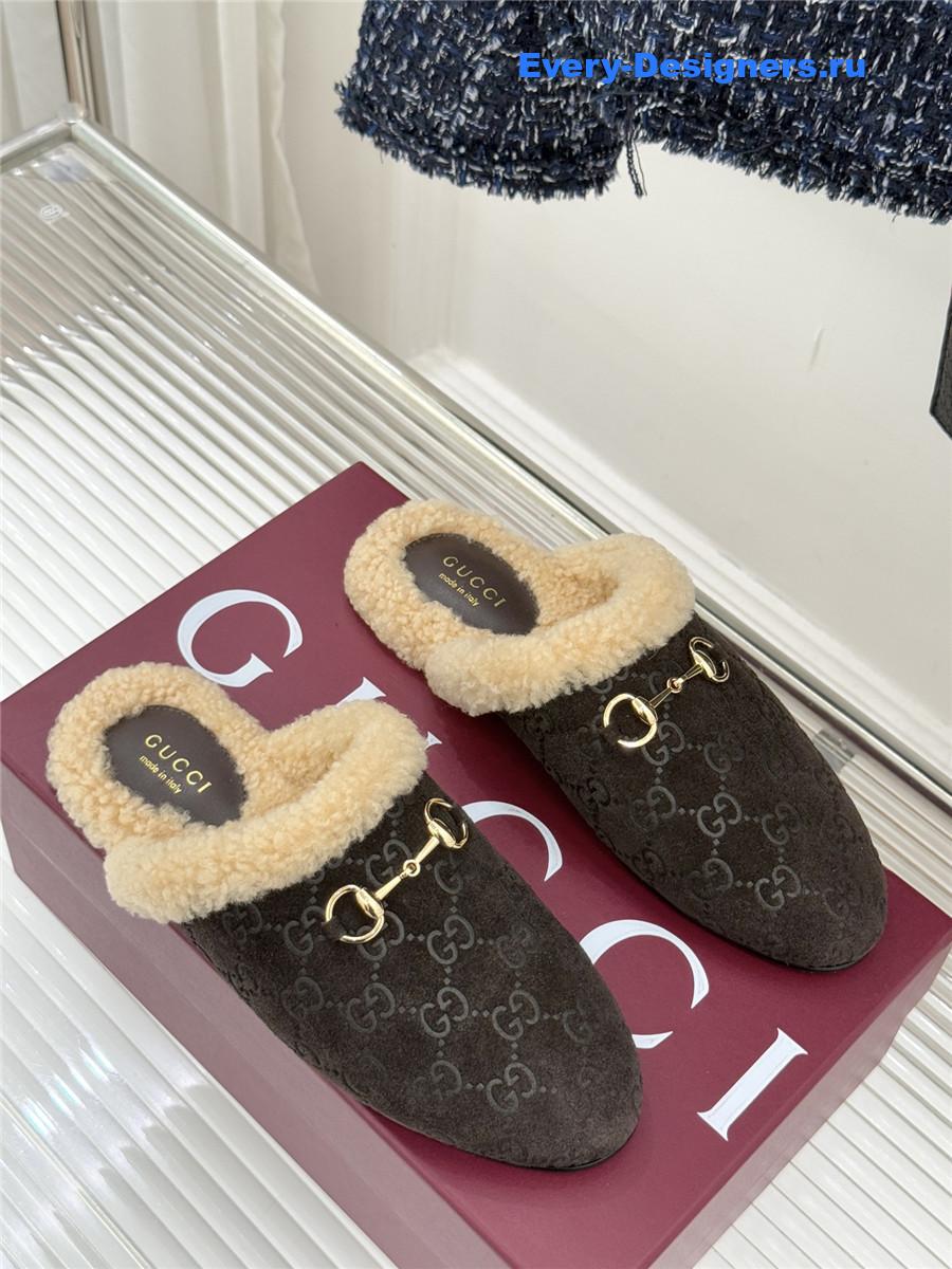 Gvc*1 horsebit gg suede shearling mules