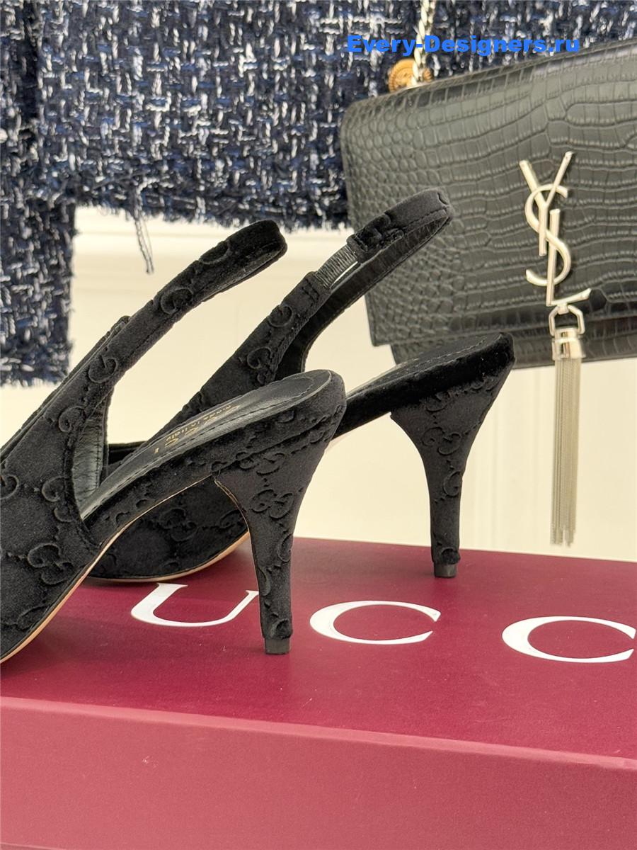 Gvc*1 black velvet horsebit slingback pump