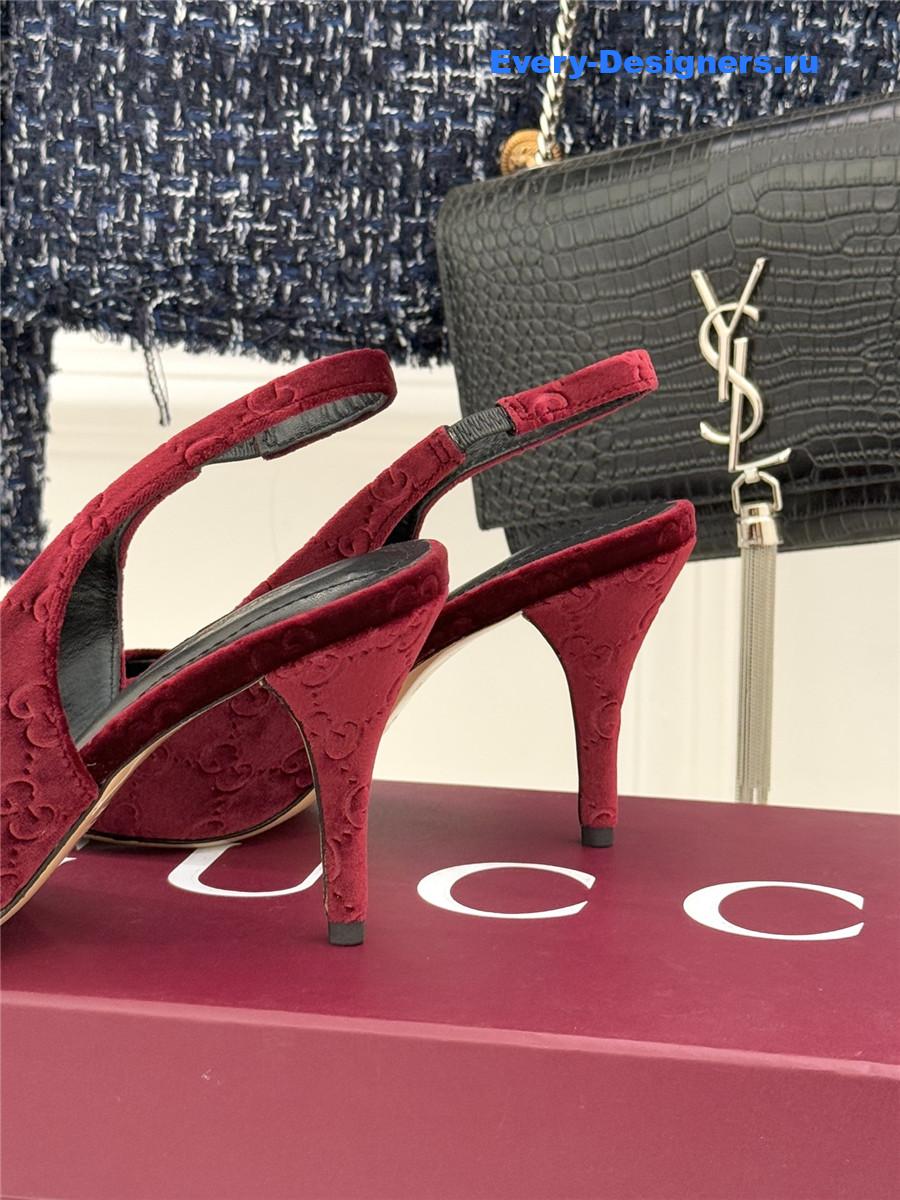 Gvc*1 red velvet horsebit slingback pump