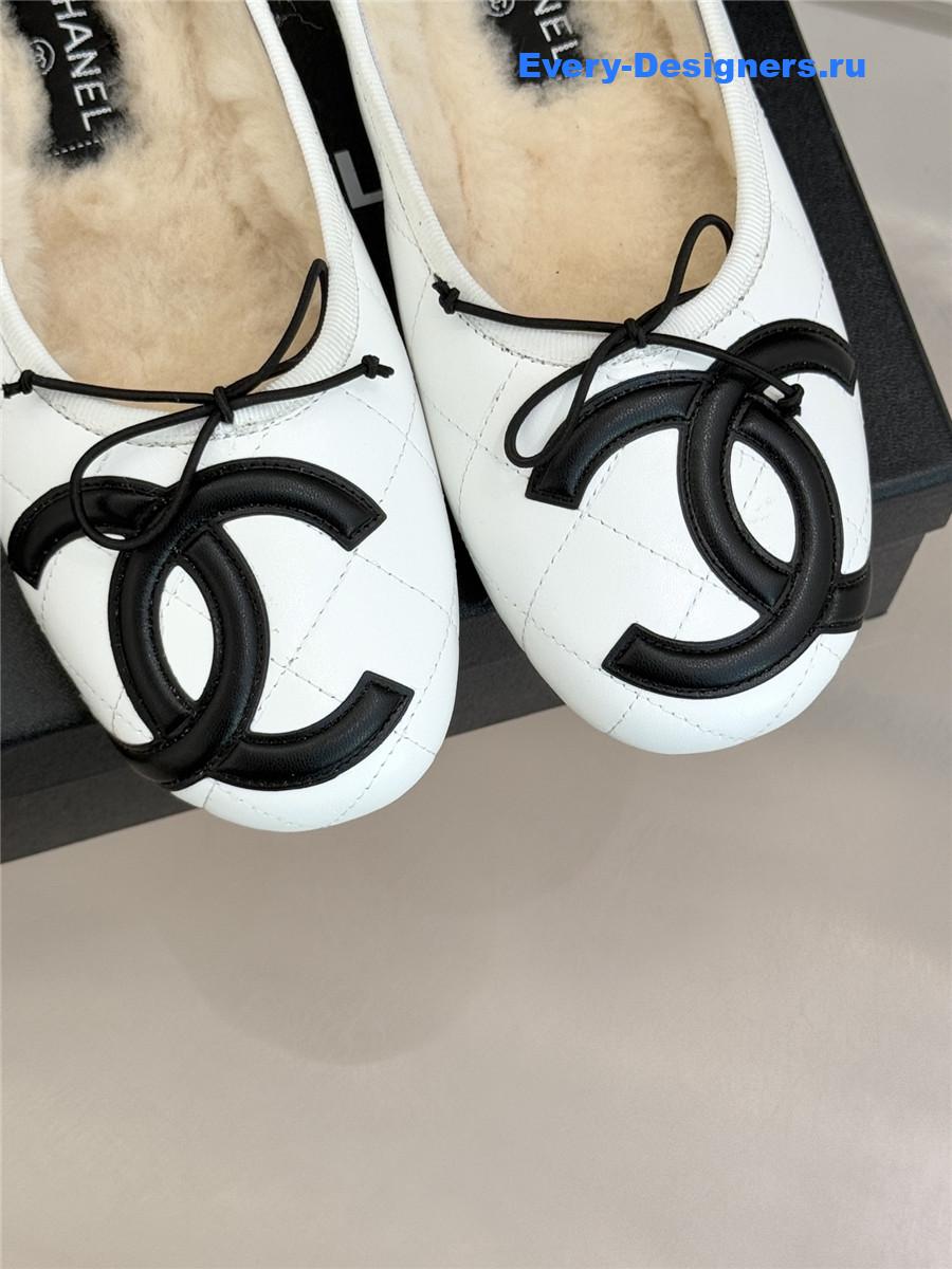Ch**el white shearling lining ballet flats