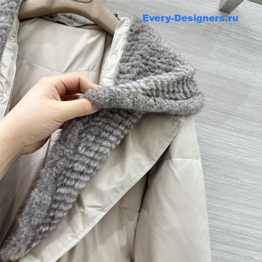 L0r0 P1ana mink fur hooded white goose down jacket
