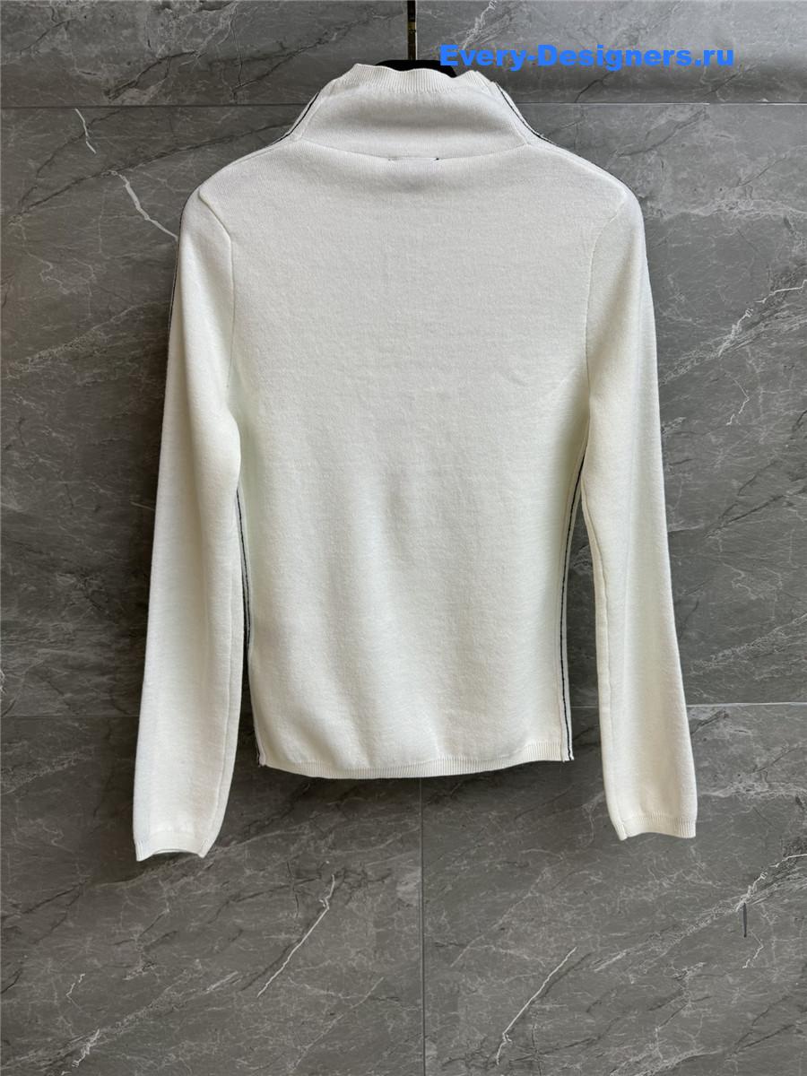 Ch**el logo white turtleneck sweater