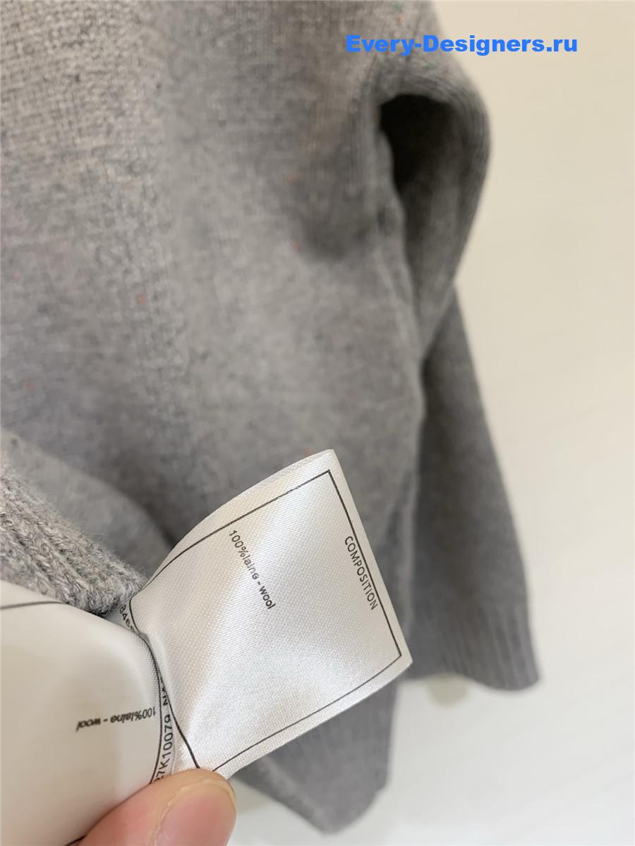 Ch**el grey bow knit v-neck cardigan
