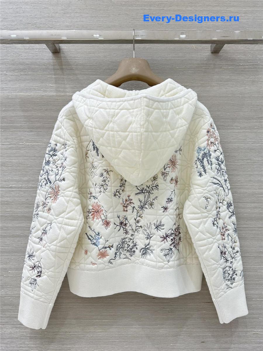 D10r white floral embroidered quilted hooded jacket