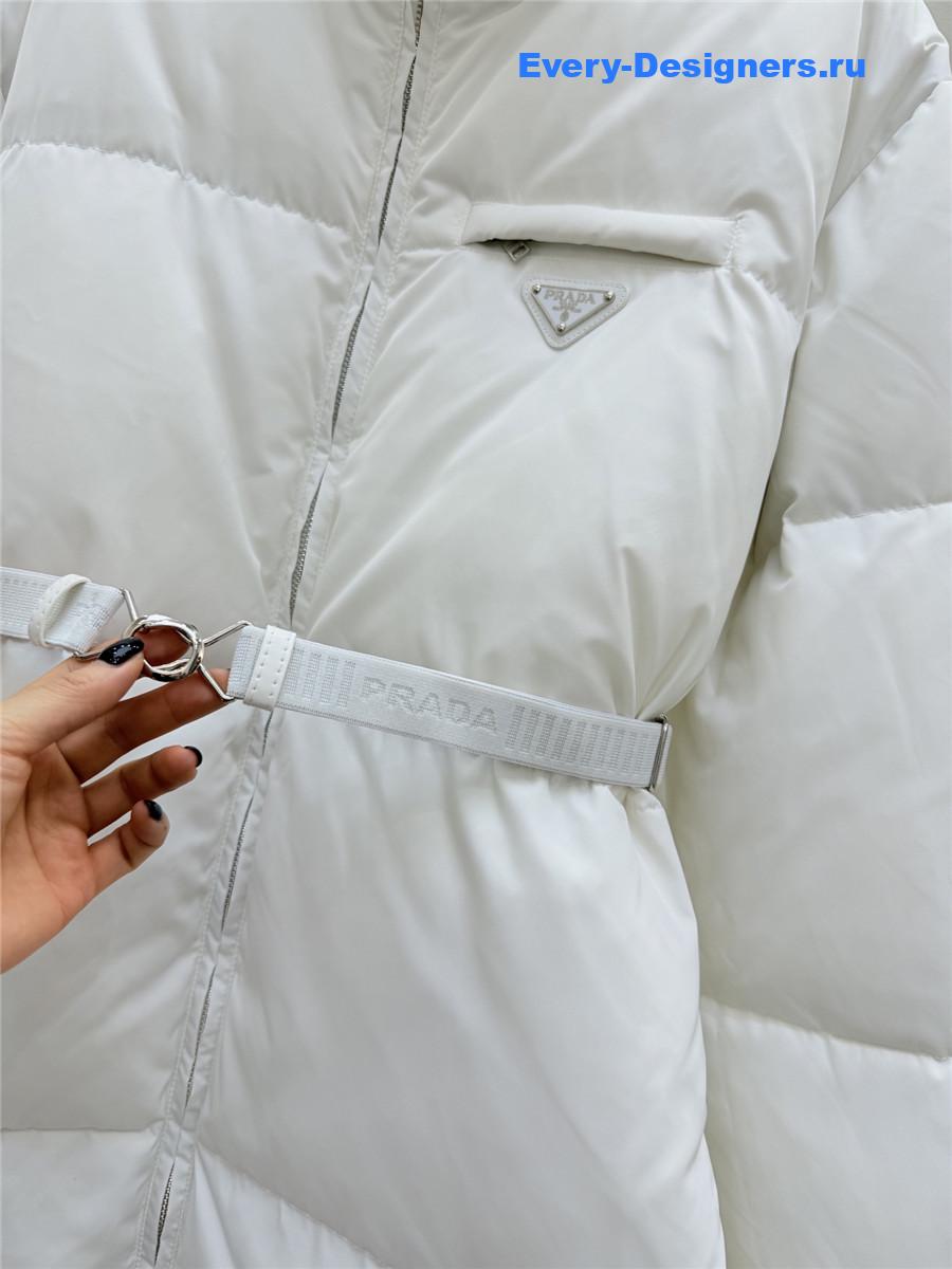 Pra*a white down jacket