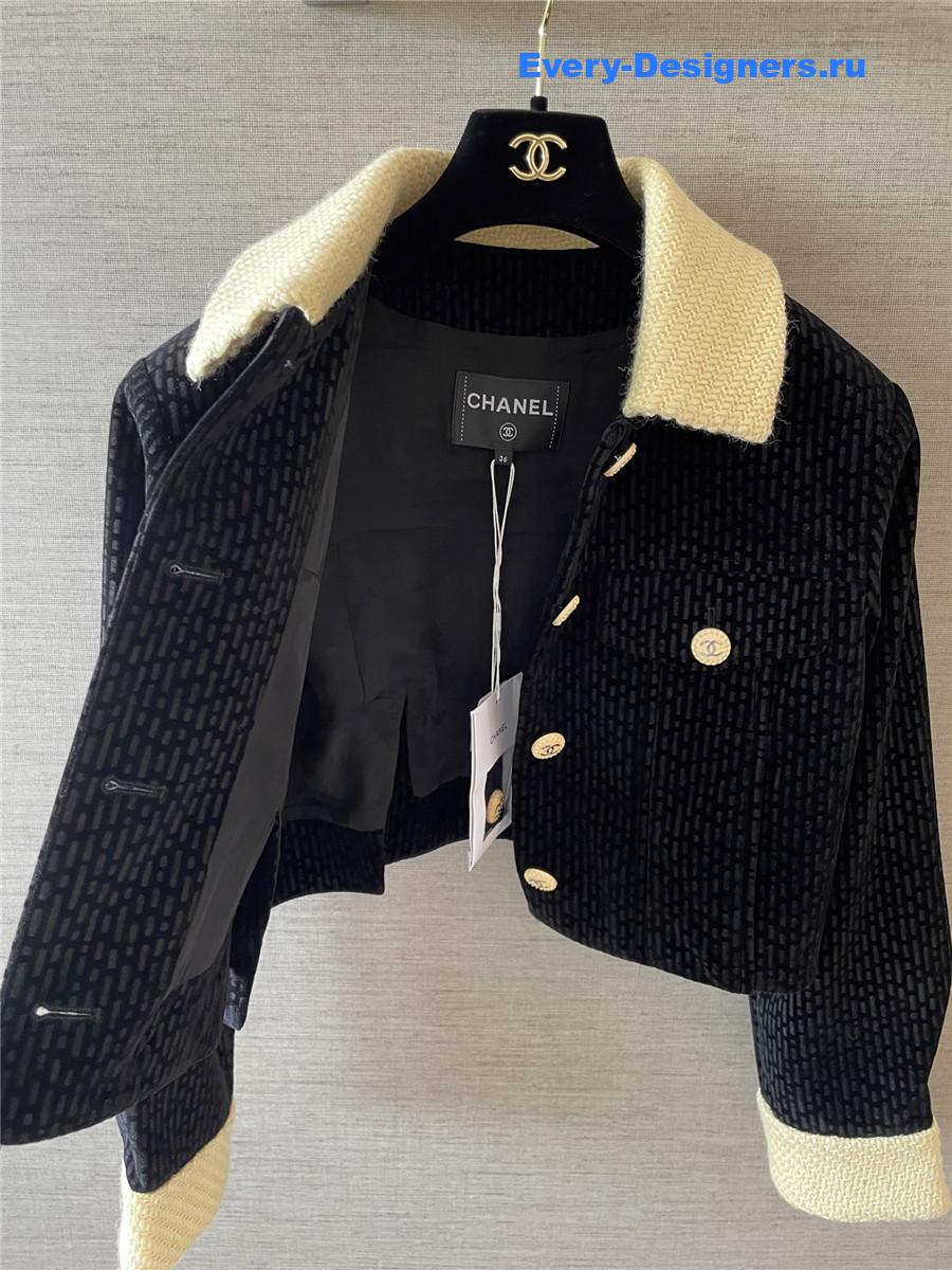 Ch**el coco button velvet tweed cropped jacket